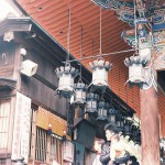 中山寺境内