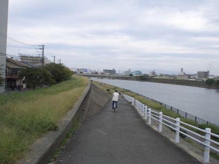 神崎川CRへ