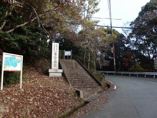 愛宕神社を越える