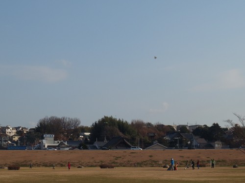 凧揚げの風景