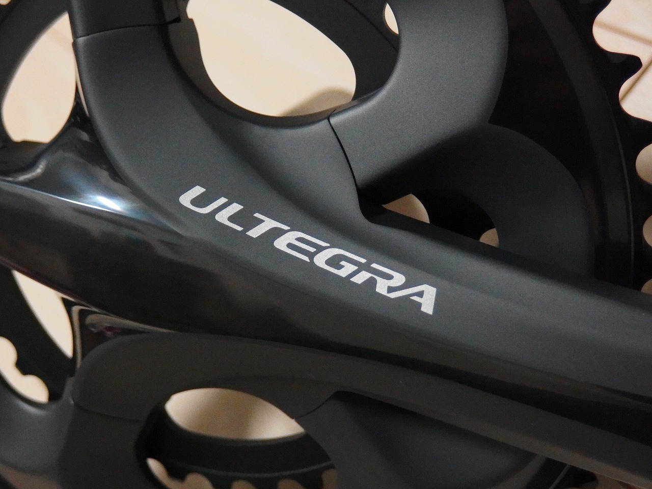 105からultegraへ クランクを Shimano Ultegra コンパクトクランク Fc 6750 へ Groove In Life