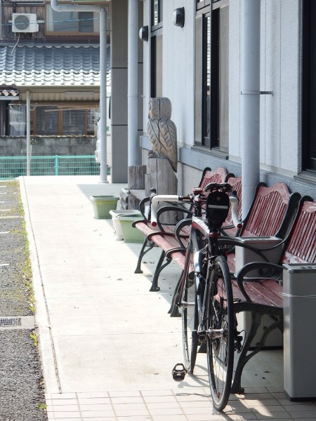 西大路の公民館で休憩