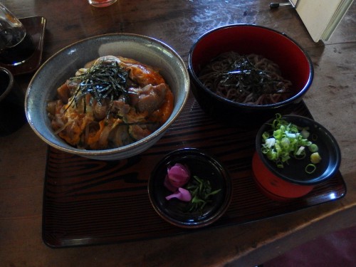 親子丼の大盛り