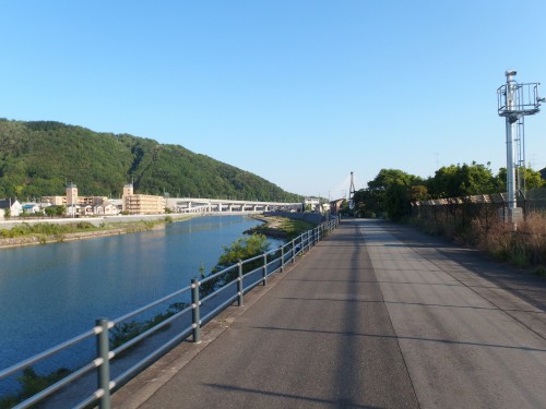 猪名川河川沿い