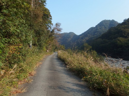 武庫川沿いをゆく