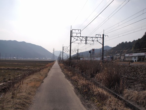 線路沿い