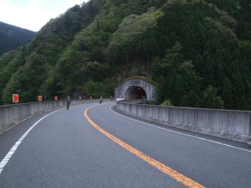 吉野へ下る