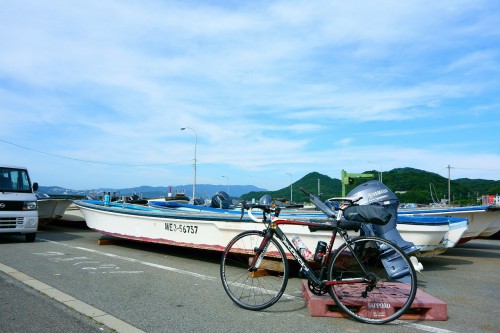 朝の答志島にて