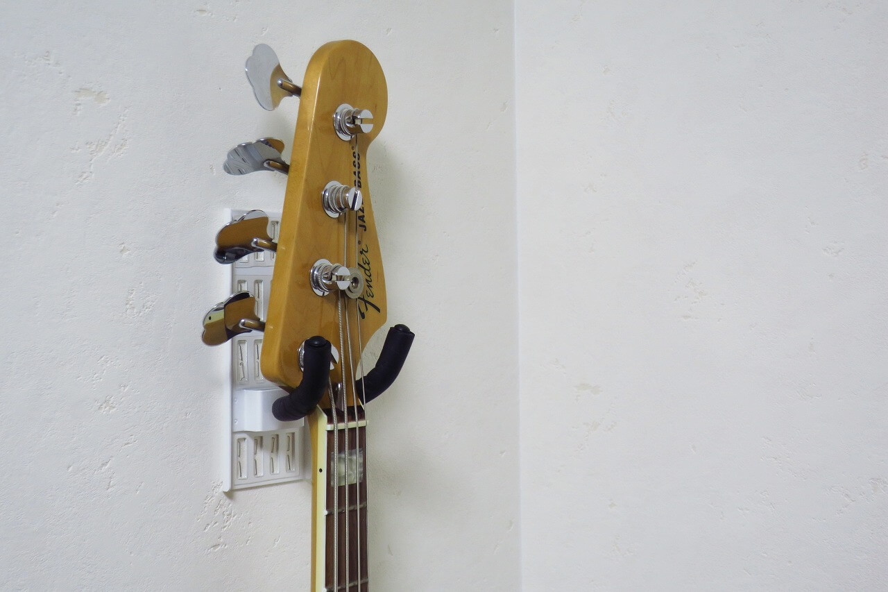 賃貸でもギターを壁掛けにできる 画期的な壁収納グッズ 壁美人 ギターヒーロー を購入しました Groove In Life